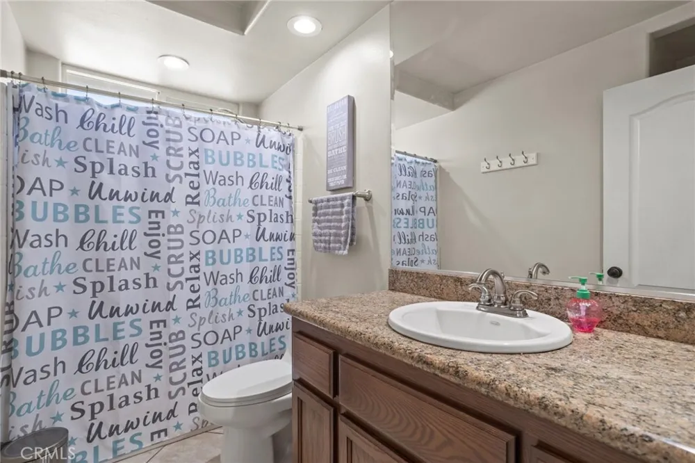 16805 Ponca Victorville, CA 92395