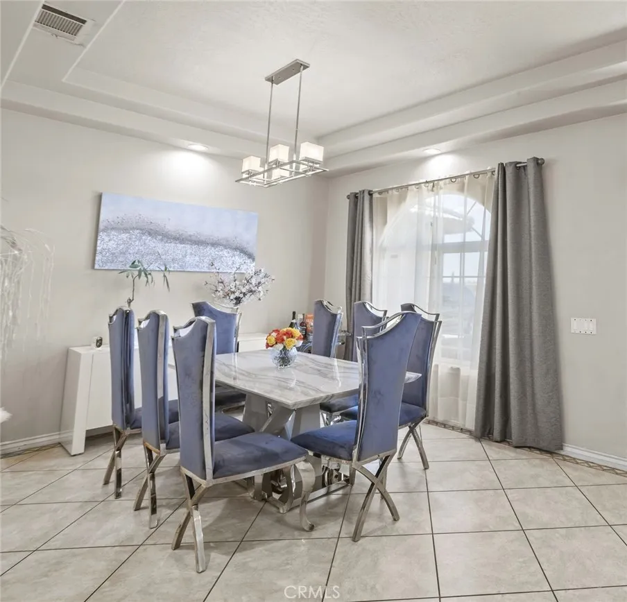 16805 Ponca Victorville, CA 92395