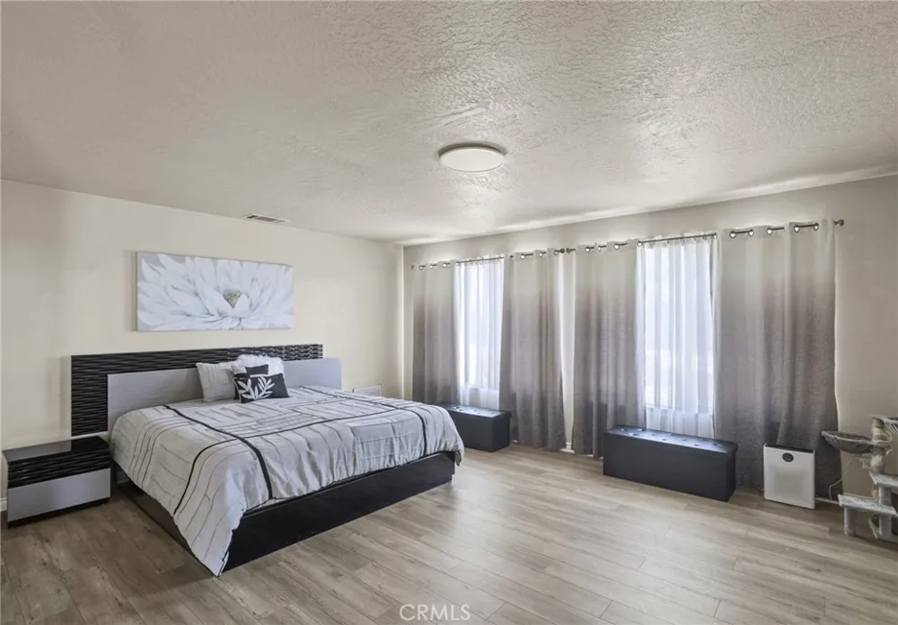 16805 Ponca Victorville, CA 92395
