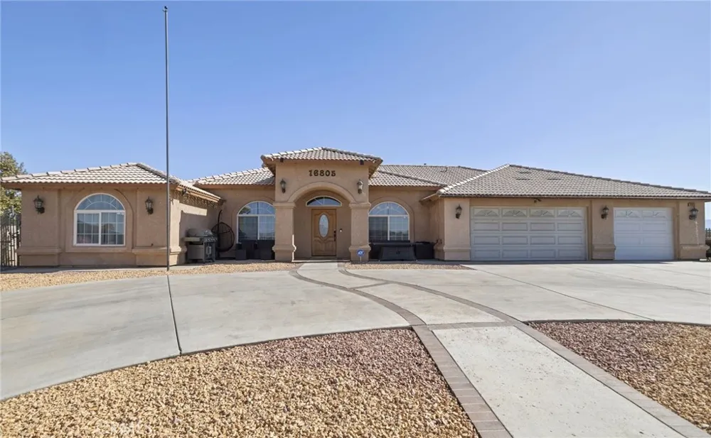 16805 Ponca Victorville, CA 92395