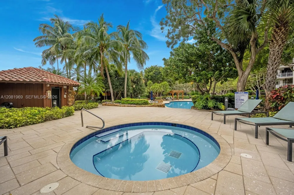 2000 Towerside Ter #408 Miami, FL 33138