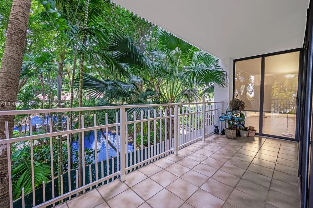 2000 Towerside Ter #408 Miami, FL 33138
