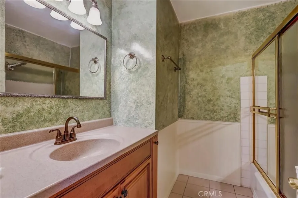17351 Grovemont Street Santa Ana, CA 92705