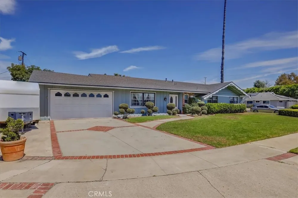 17351 Grovemont Street Santa Ana, CA 92705