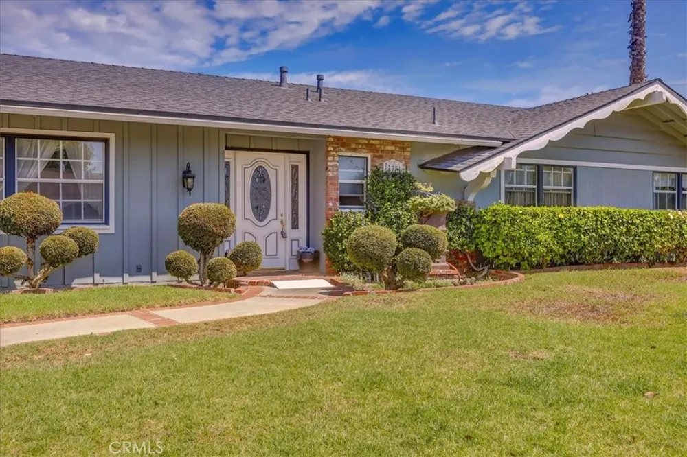 17351 Grovemont Street Santa Ana, CA 92705