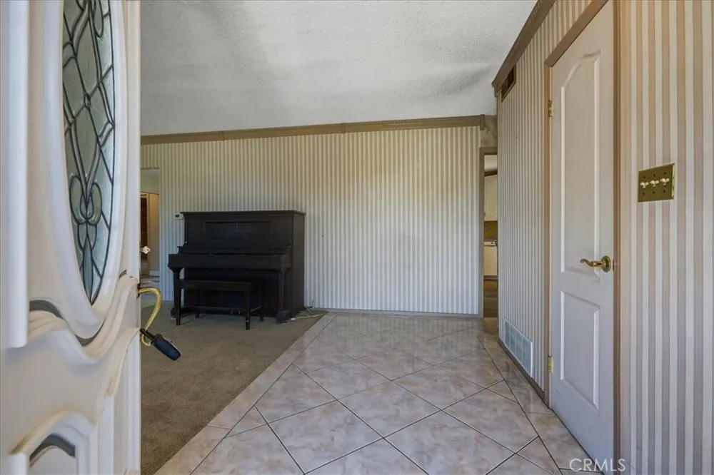 17351 Grovemont Street Santa Ana, CA 92705
