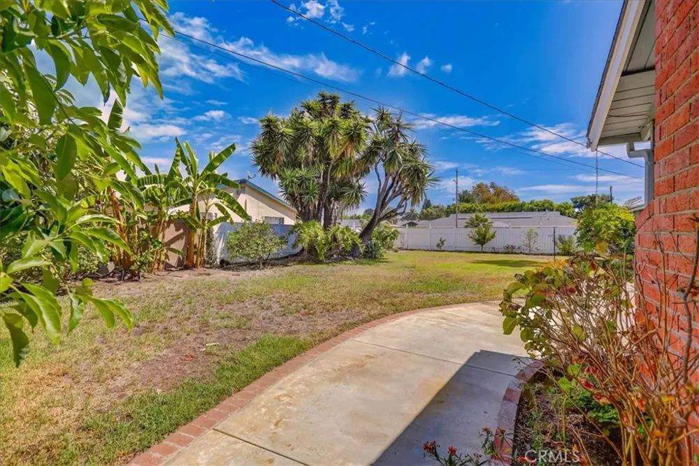 17351 Grovemont Street Santa Ana, CA 92705