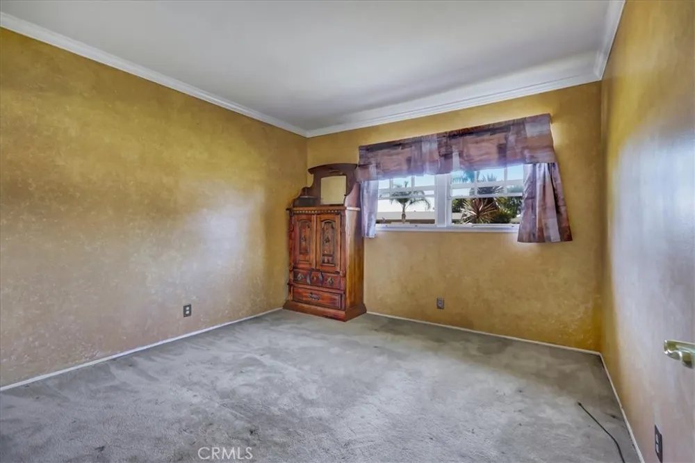 17351 Grovemont Street Santa Ana, CA 92705