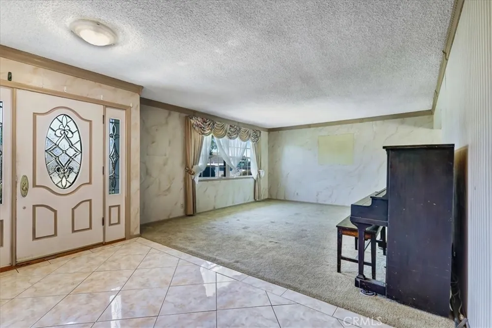 17351 Grovemont Street Santa Ana, CA 92705