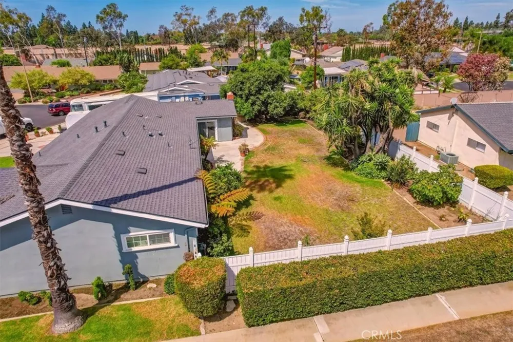 17351 Grovemont Street Santa Ana, CA 92705