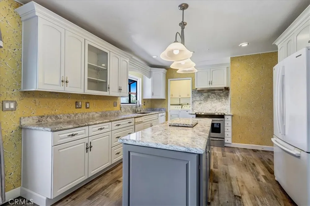 17351 Grovemont Street Santa Ana, CA 92705