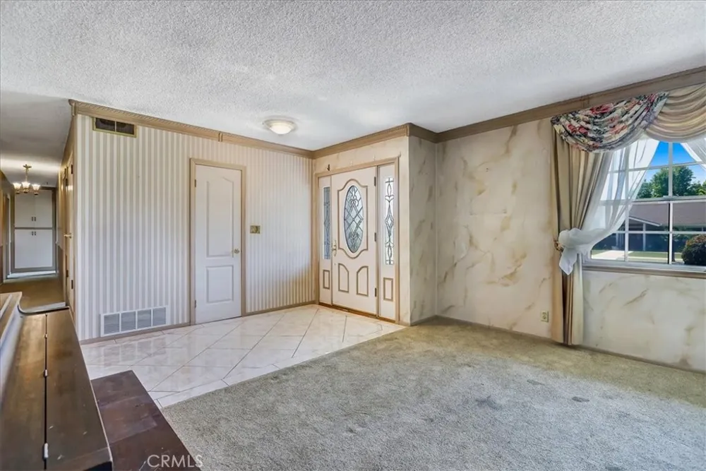 17351 Grovemont Street Santa Ana, CA 92705