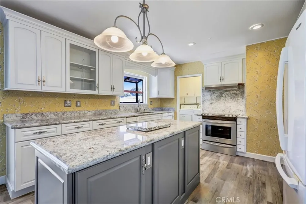 17351 Grovemont Street Santa Ana, CA 92705
