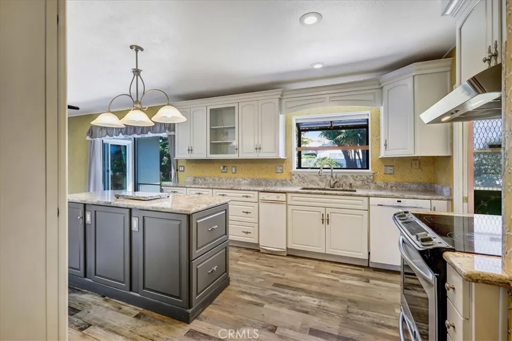 17351 Grovemont Street Santa Ana, CA 92705