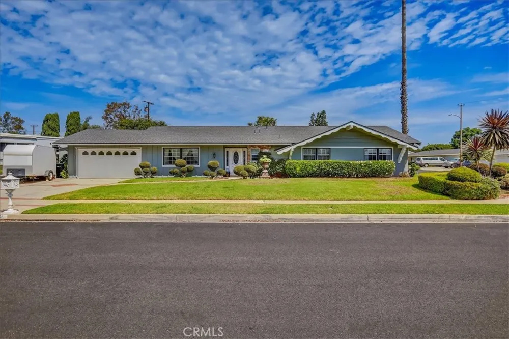 17351 Grovemont Street Santa Ana, CA 92705