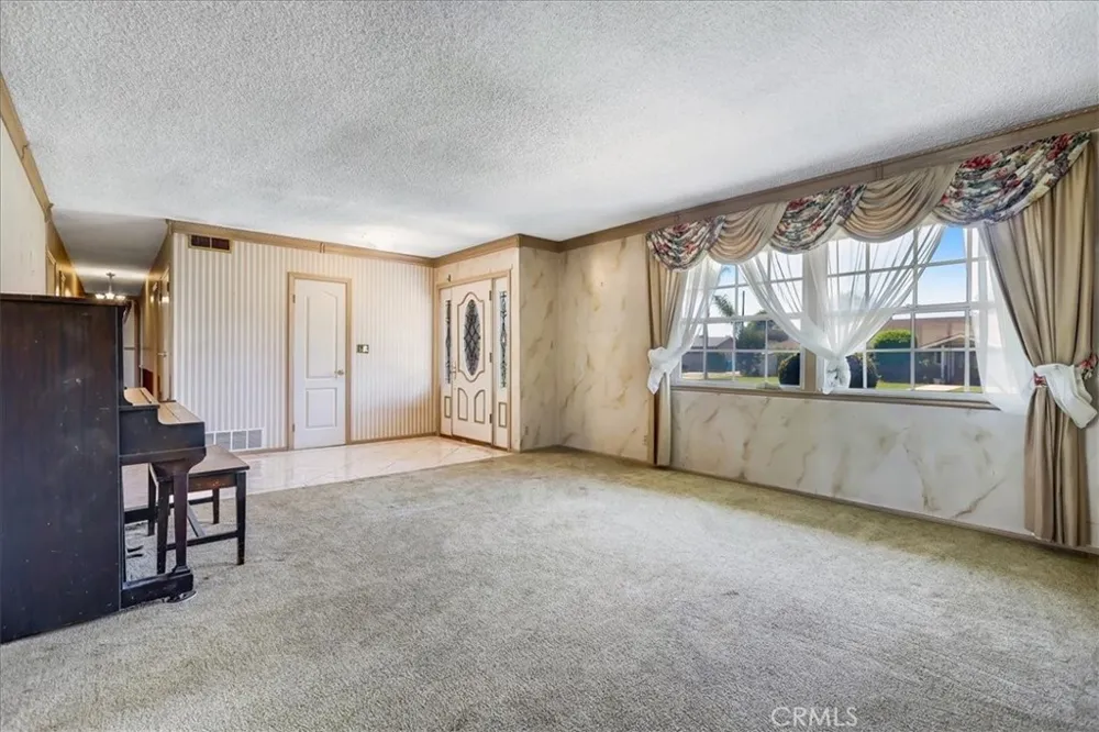 17351 Grovemont Street Santa Ana, CA 92705