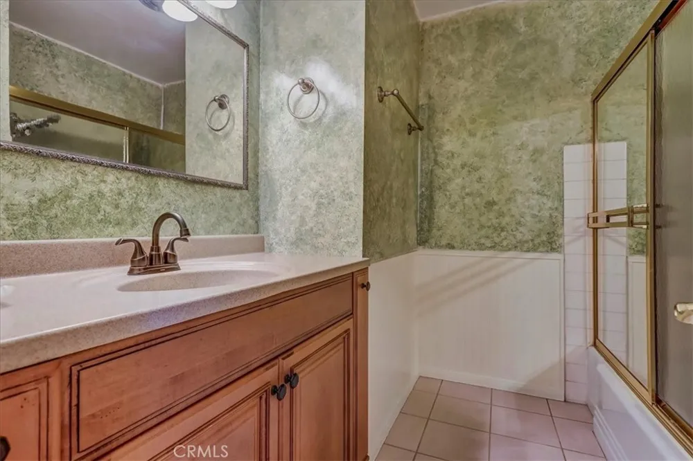 17351 Grovemont Street Santa Ana, CA 92705