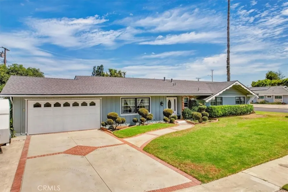 17351 Grovemont Street Santa Ana, CA 92705