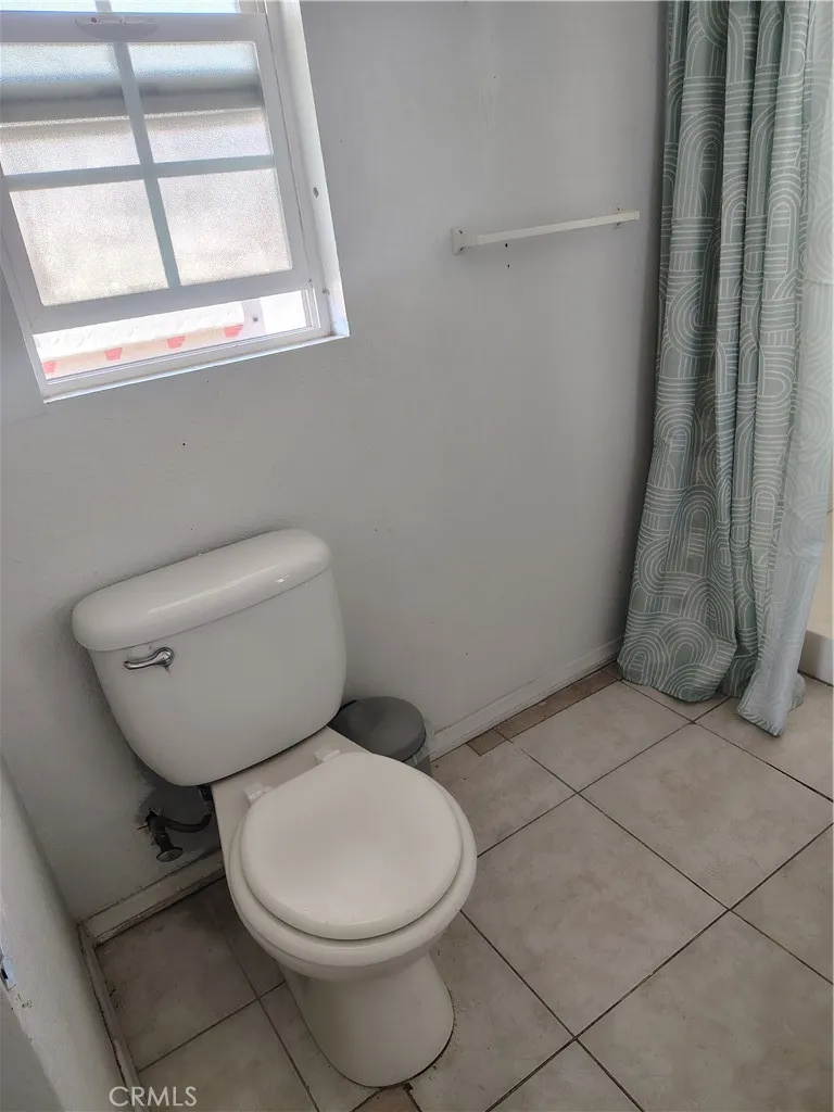 437 17th #8 San Bernardino, CA 92405