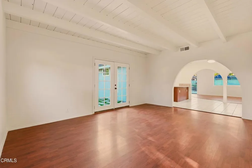 1379 Glen Avenue Pomona, CA 91768