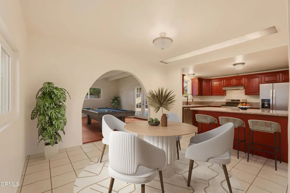 1379 Glen Avenue Pomona, CA 91768