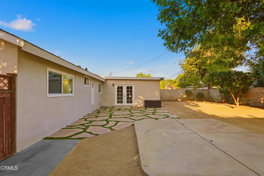 1379 Glen Avenue Pomona, CA 91768
