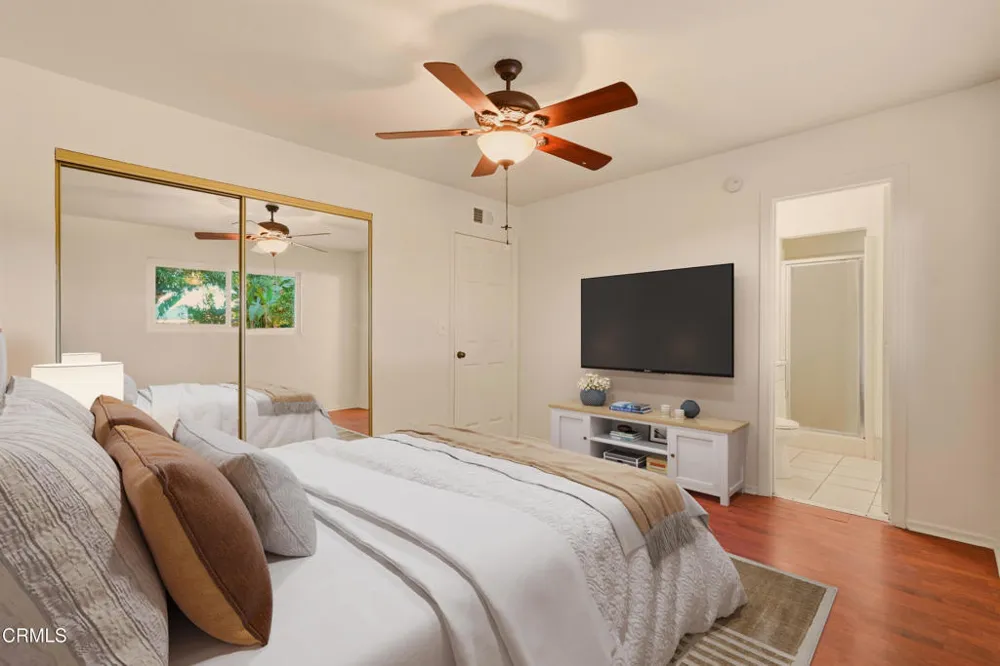 1379 Glen Avenue Pomona, CA 91768