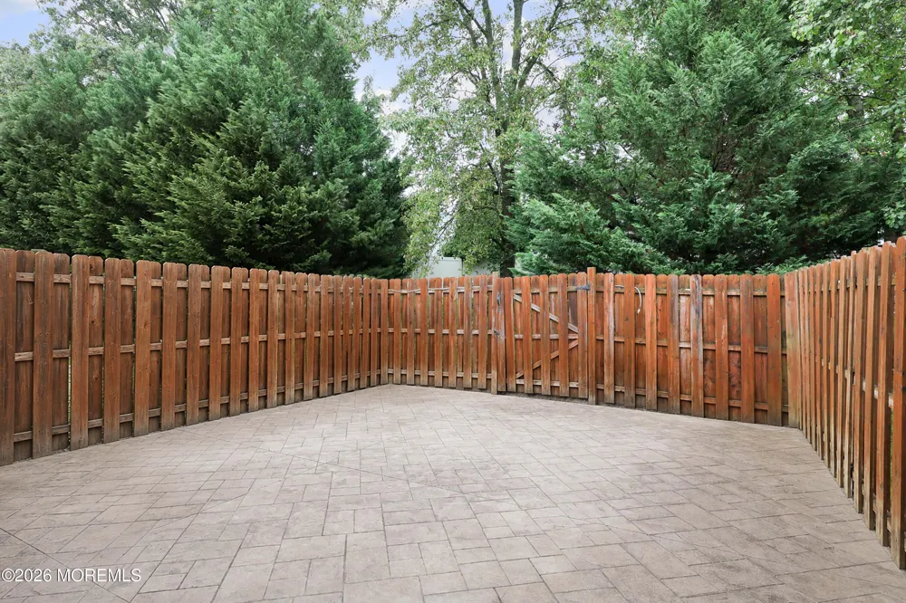 117 Lexington Circle Matawan, NJ 07747