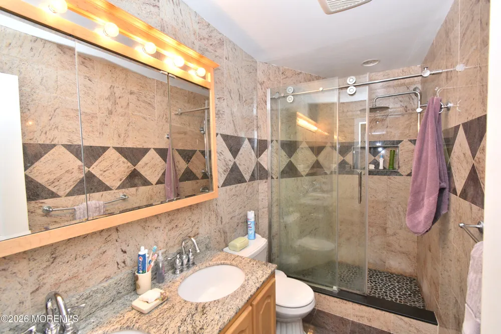 261 Clubhouse Drive Middletown, NJ 07748