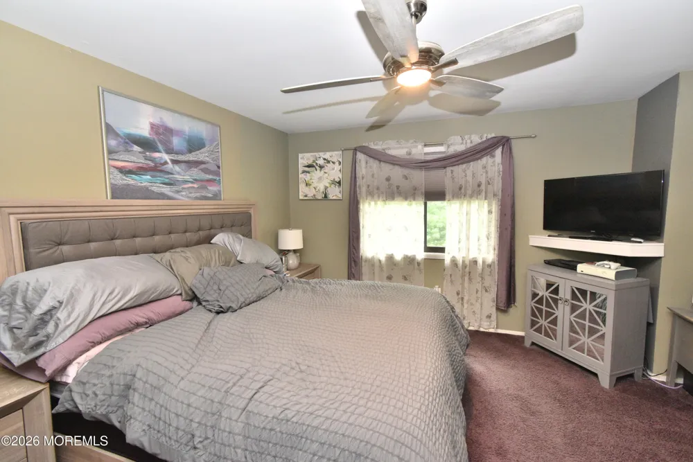 261 Clubhouse Drive Middletown, NJ 07748