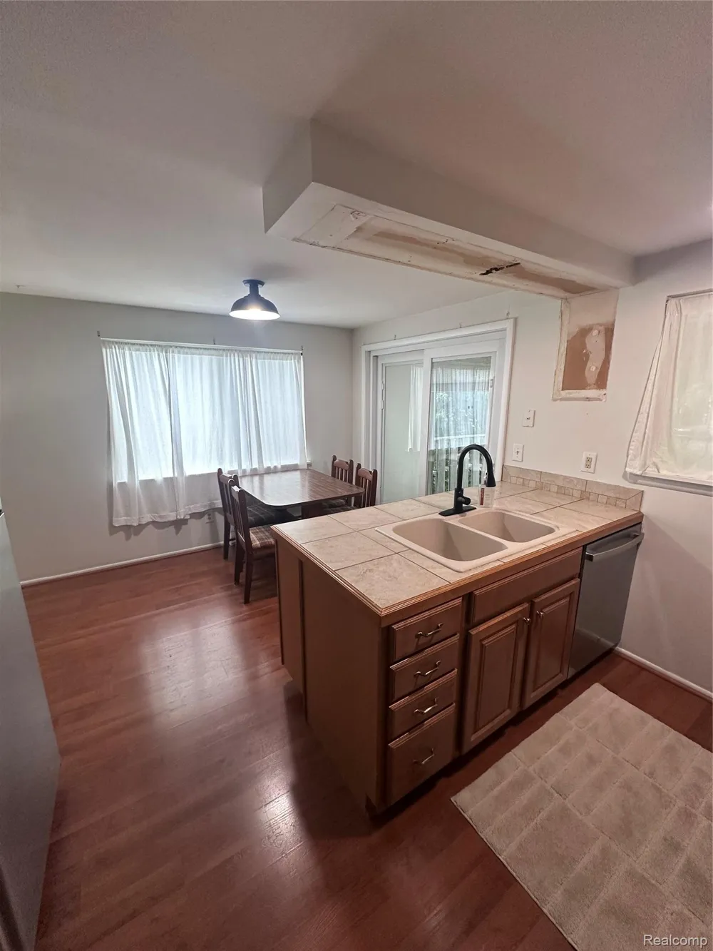 4580 Chadsworth Street Commerce Charter Township, MI 48382