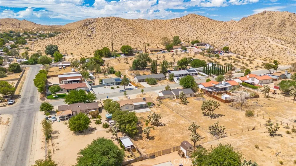 39514 167th E Palmdale, CA 93591