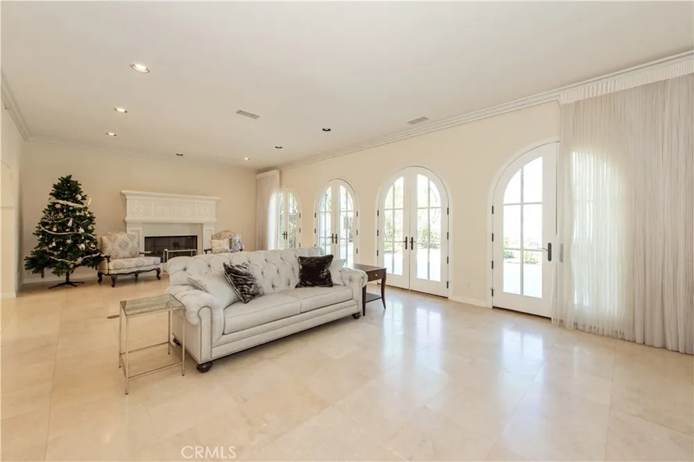 41 Hidden Trl Irvine, CA 92603
