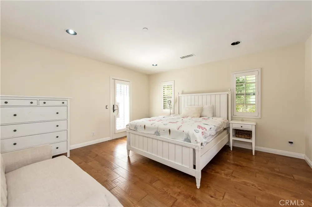 41 Hidden Trl Irvine, CA 92603