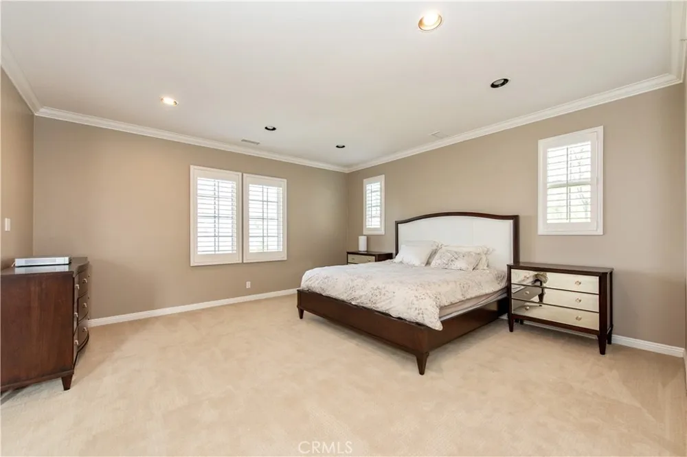 41 Hidden Trl Irvine, CA 92603