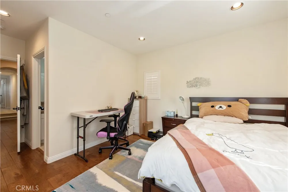 41 Hidden Trl Irvine, CA 92603
