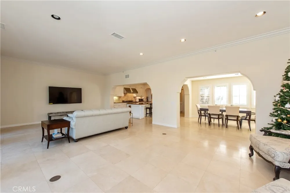 41 Hidden Trl Irvine, CA 92603