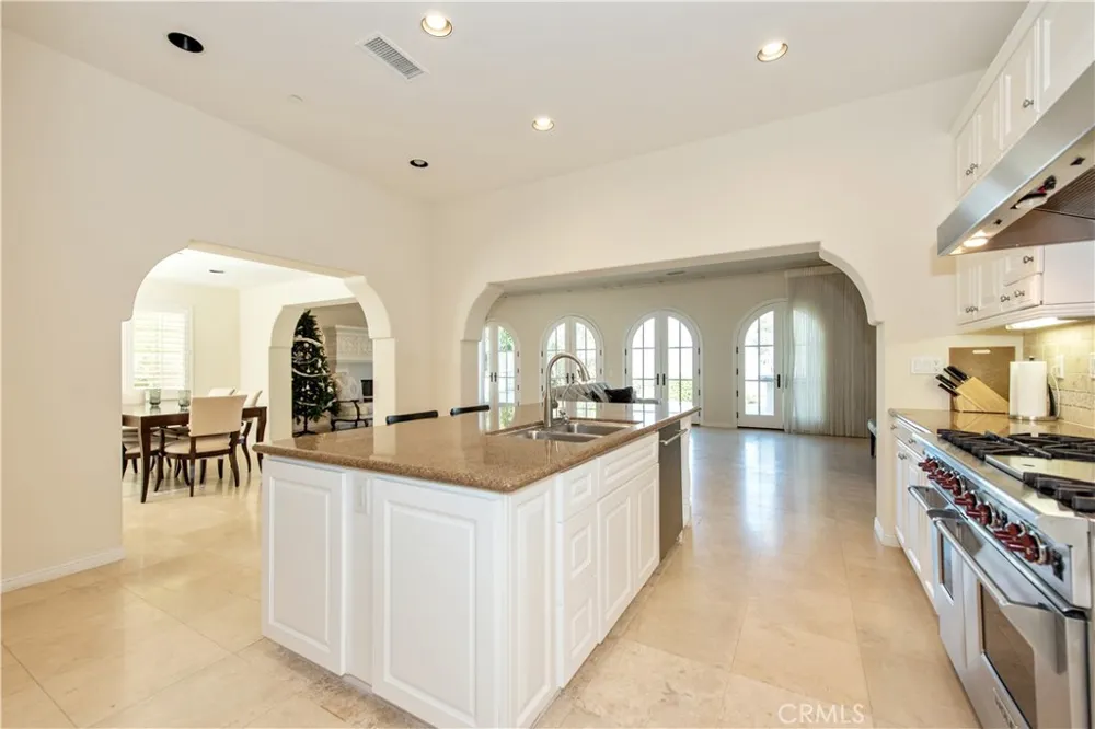 41 Hidden Trl Irvine, CA 92603