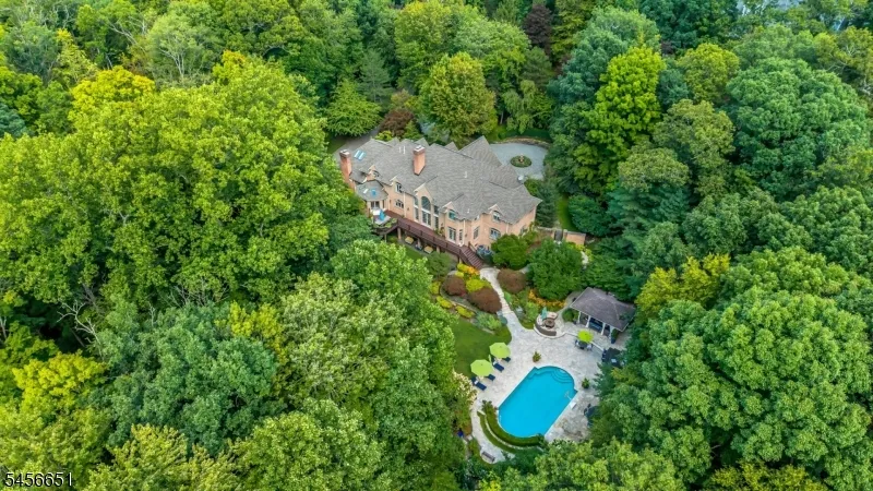 5 Deer Trail Boonton, NJ 07005