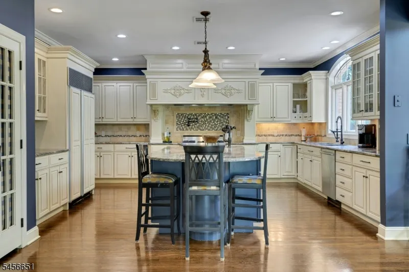 5 Deer Trail Boonton, NJ 07005
