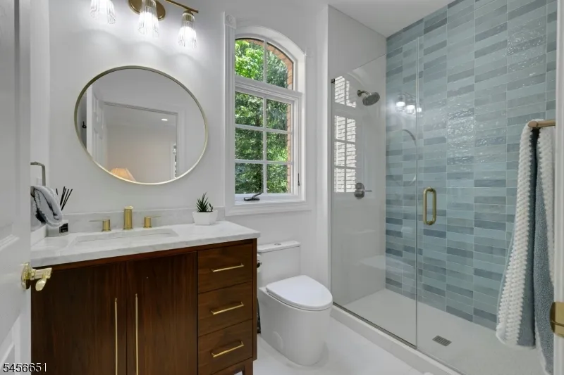 5 Deer Trail Boonton, NJ 07005