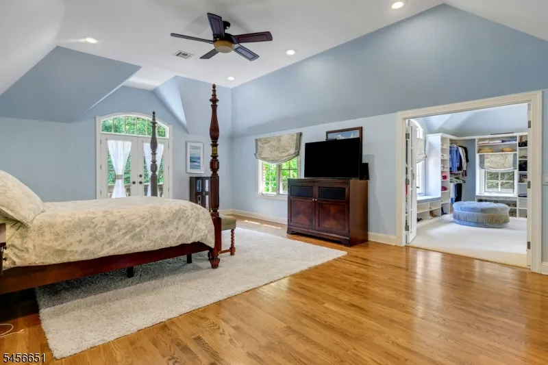 5 Deer Trail Boonton, NJ 07005