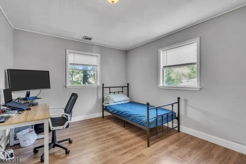 406 Brooklyn Mountain Rd Hopatcong, NJ 07843