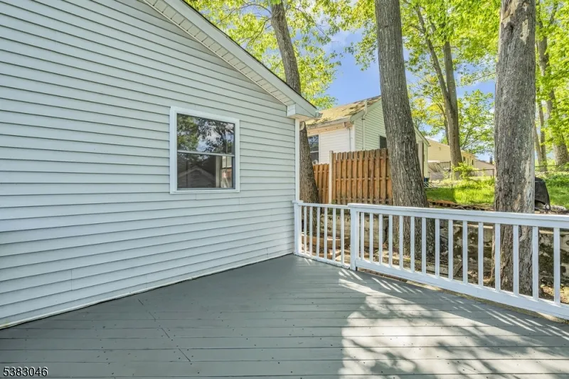 406 Brooklyn Mountain Rd Hopatcong, NJ 07843
