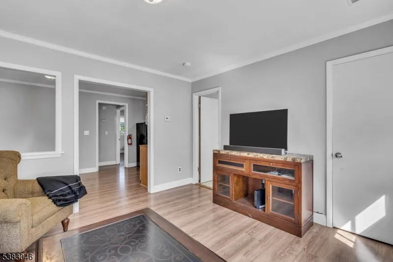 406 Brooklyn Mountain Rd Hopatcong, NJ 07843