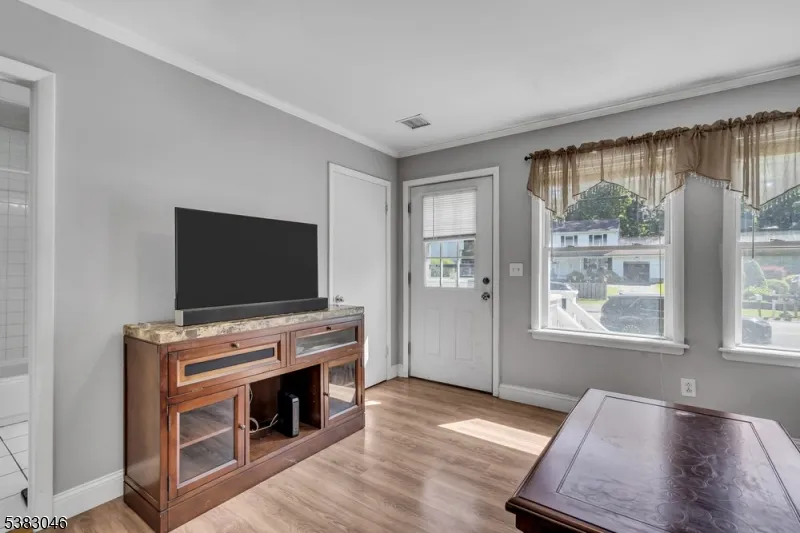406 Brooklyn Mountain Rd Hopatcong, NJ 07843