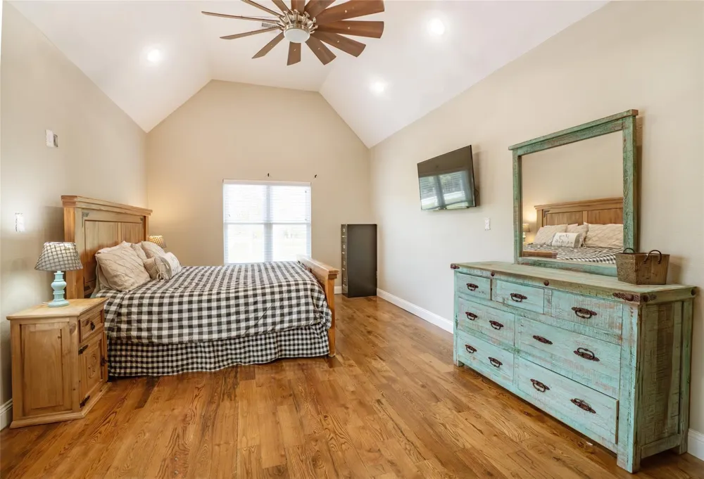 3730 Harvey Road Crosby, TX 77532