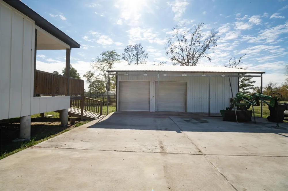 3730 Harvey Road Crosby, TX 77532