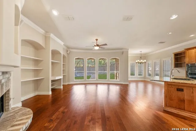 1711 Sandringham San Antonio, TX 78258