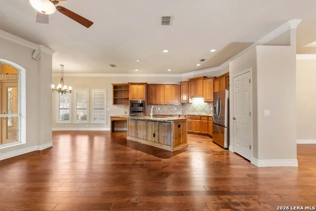 1711 Sandringham San Antonio, TX 78258